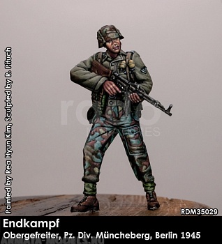 RDM35029 Немецкий солдат Endkampf, Obergefreiter, Pz.Div. Muencheberg, Berl